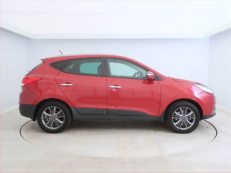 Hyundai ix35 (2010) 2.0 CRDi, 4X4, Automat - fotka 6 z 16