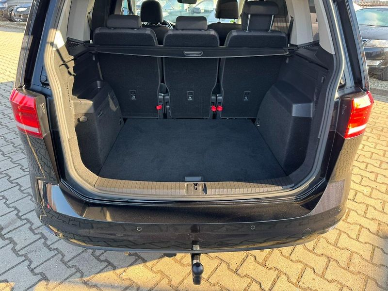 Volkswagen Touran (2016) 1,6 TDI 85 KW STK NAVI TAŽNÉ - fotka 41 z 50