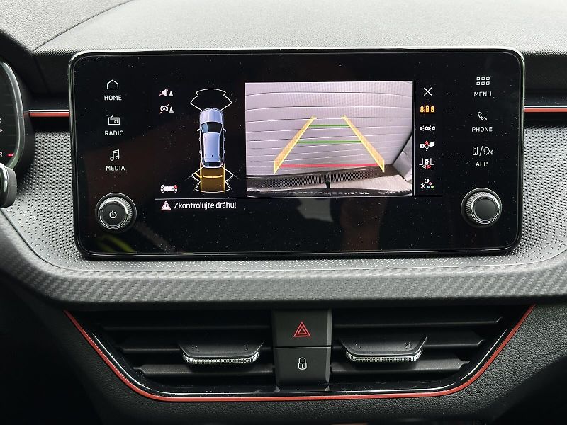 Škoda Kamiq 1.0TSi DSG Monte Carlo 116PS M - fotka 35 z 46