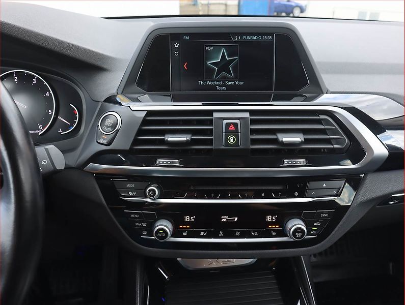 BMW X3 (2018) xDrive20d - fotka 12 z 21