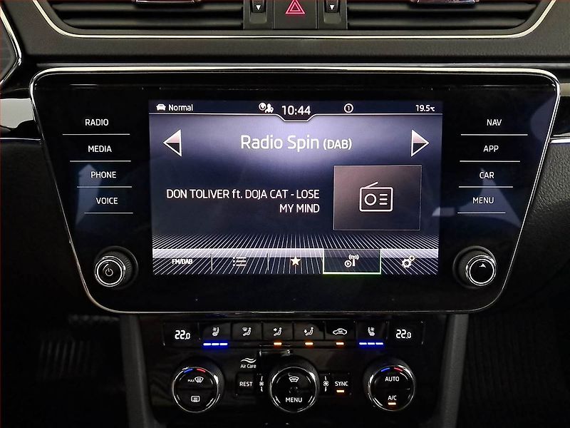 Škoda Superb (2021) Laurin&Klement 2.0 TDI - fotka 12 z 21