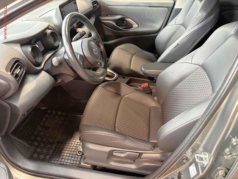 Mazda 2 (2022) 1.5i, 1.maj,ČR, AT - fotka 9 z 17