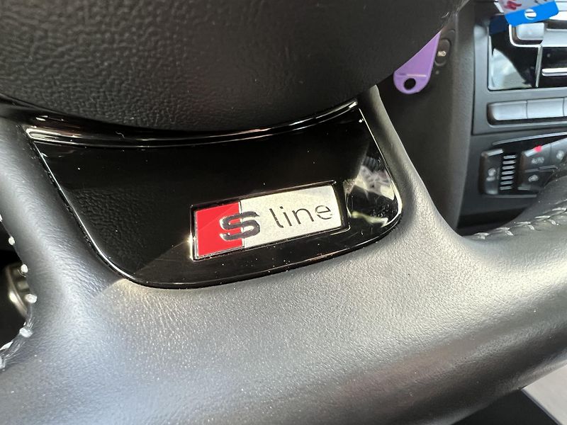 Audi A4 Avant S-LINE 3.0 TDi 180 kW QUATTRO - fotka 16 z 22
