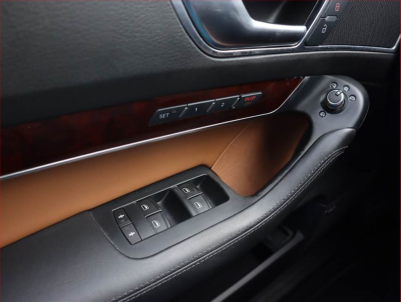 Audi A6 (2010) 3.0 TDI, 4X4, Automat, Xenony - fotka 18 z 19