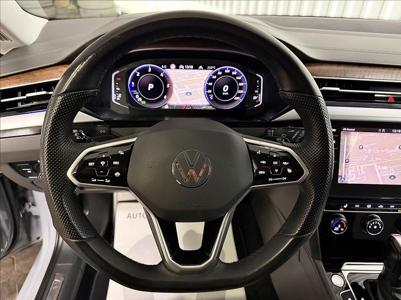 Volkswagen Arteon Shooting Brake 2.0TDI 147kW DSG 2X ALU 1MAJ - fotka 16 z 43