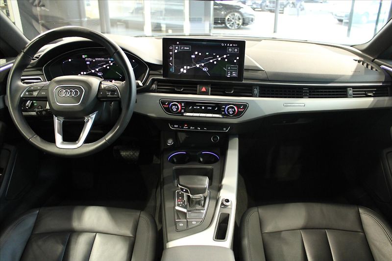Audi A5 Coupé 40 TDi quattro S Line AC - fotka 14 z 35