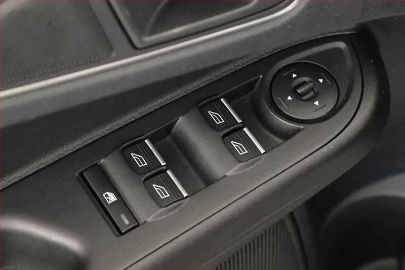 Ford B-MAX (2015) Trend 1.0 EcoBoost - fotka 12 z 12