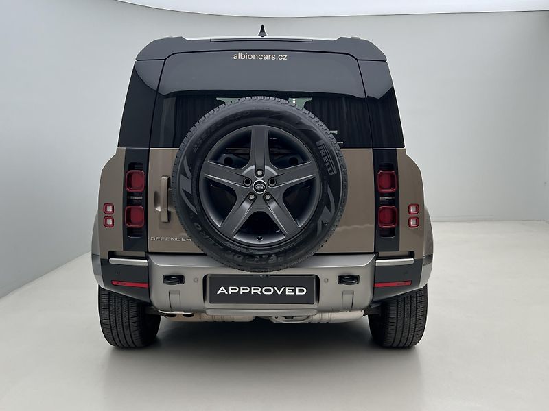 Land Rover Defender D250 SE X-DYNAMIC CZ 1. maj. - fotka 11 z 44
