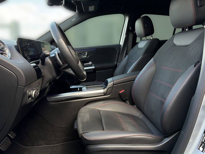 Mercedes-Benz GLA (2024) 200 d 4M - fotka 10 z 29