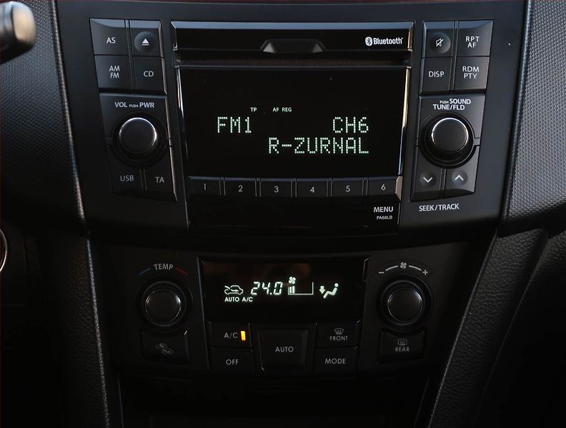 Suzuki Swift (2014) 1.2, ČR,1.maj, Serv.kniha - fotka 12 z 18