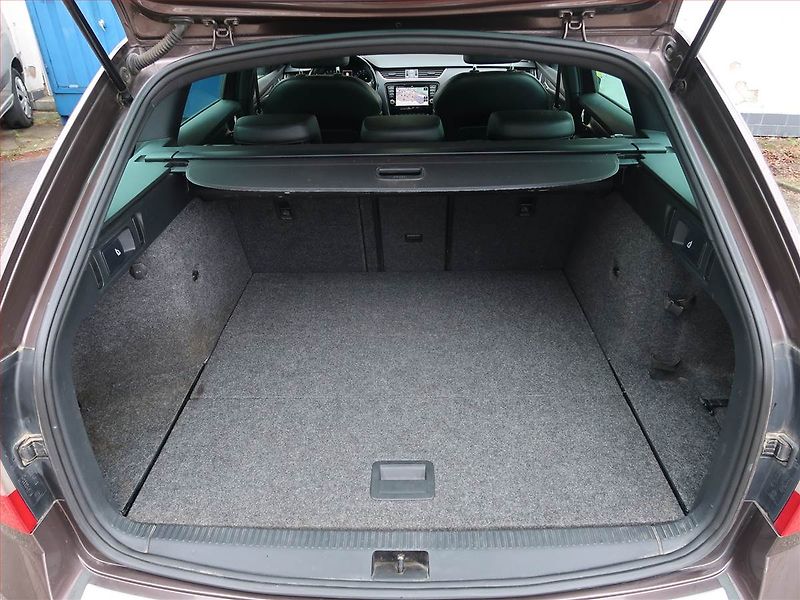 Škoda Octavia (2014) Scout 2.0 TDI, 4X4, Automat - fotka 14 z 22