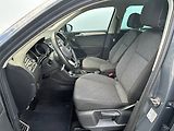 Volkswagen Tiguan (2023) 1.5 TSI 110kW MOVE manuál - náhled 6