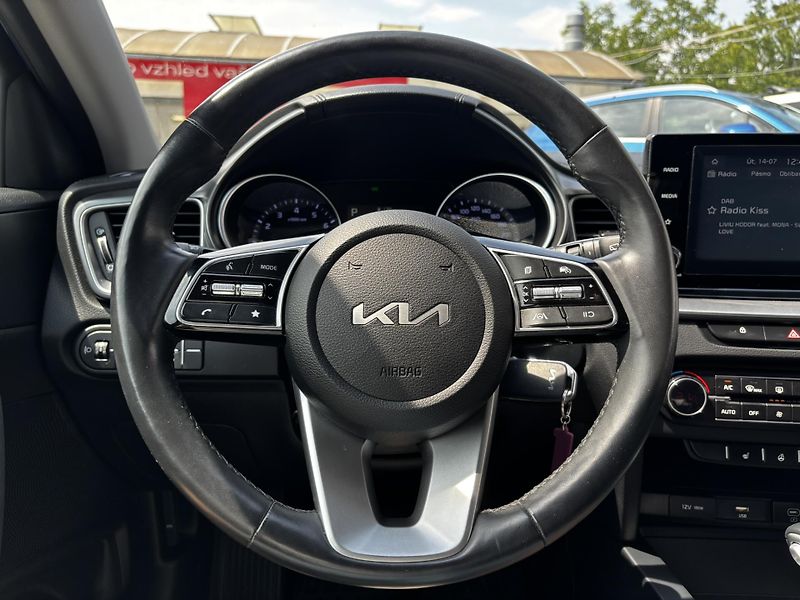 Kia Ceed (2023)  Exclusive 1.5 T-GDI (118 kW) - fotka 11 z 15