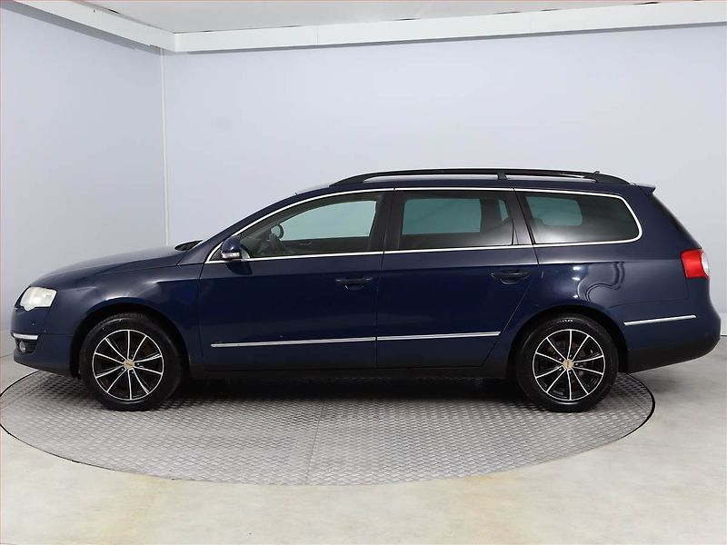 Volkswagen Passat (2009) 1.9 TDI, po STK, Tažné - fotka 3 z 15
