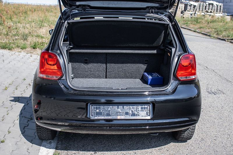 Volkswagen Polo 2012 44kW MT/5 - fotka 17 z 17