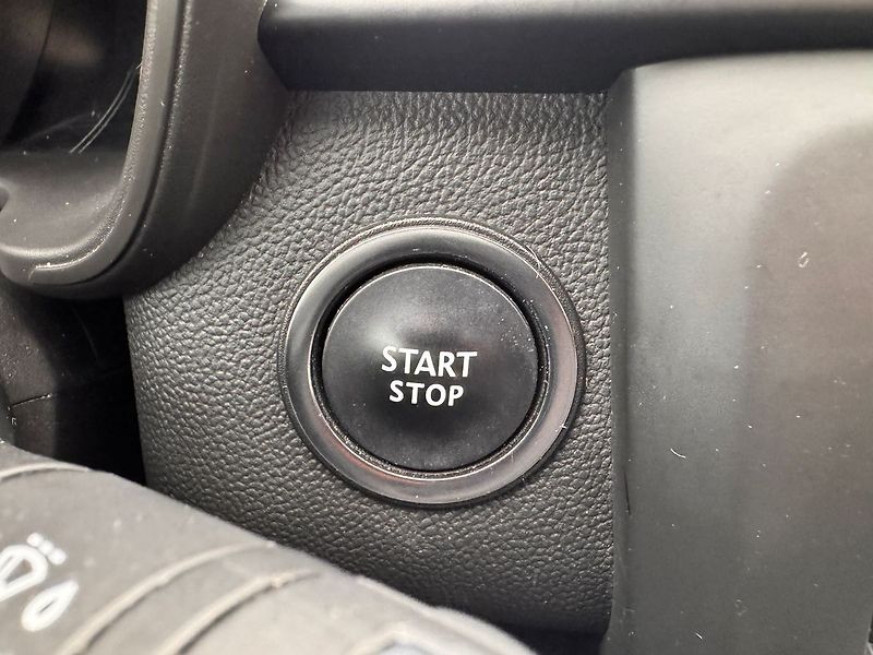 Renault Kadjar 1.3 TCe Limited, TOP - fotka 23 z 25