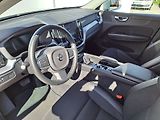 Volvo XC60 Momentum Pro B4 AWD 145kW - náhled 12