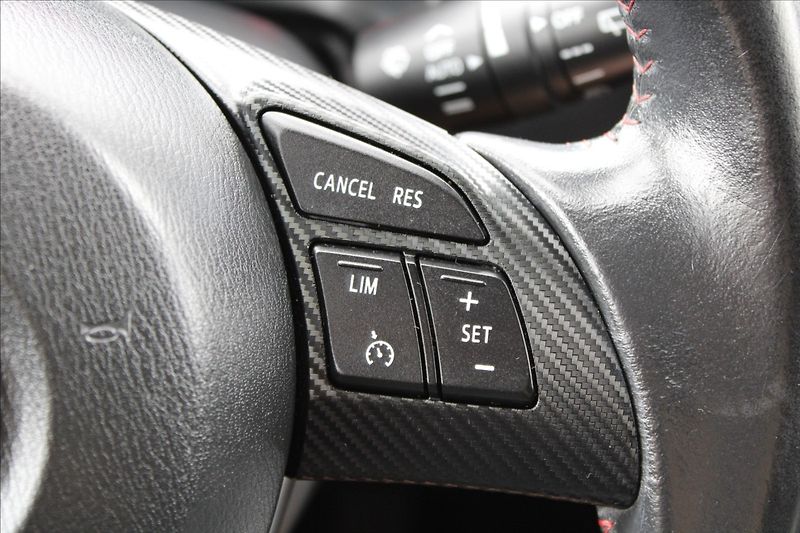 Mazda 3 2,0 SKYACTIV-G  VÝHŘEVY - fotka 17 z 25