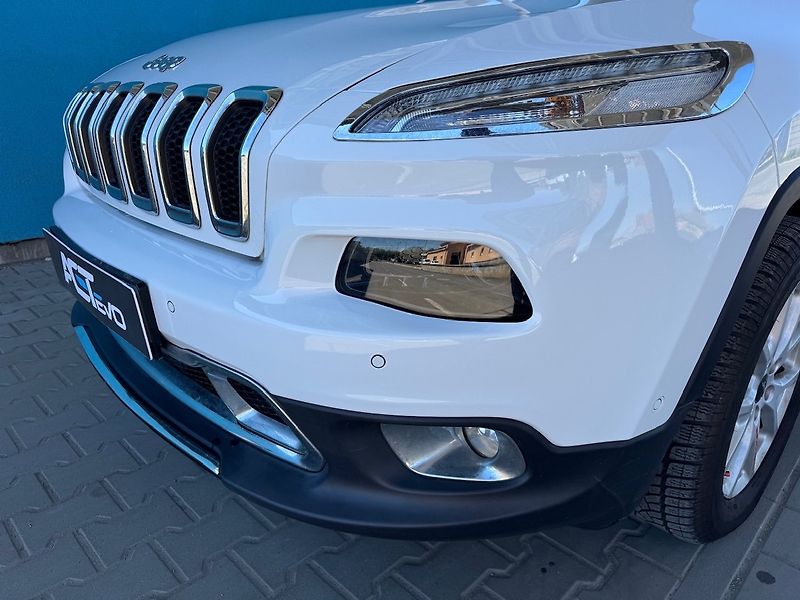 Jeep Cherokee (2015) 2.0 L TD Longitude - fotka 5 z 50