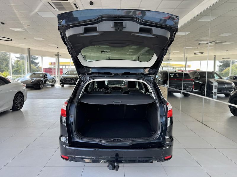 Ford Focus 1,6EcoBoost*110kW*Titan*Tažné - fotka 29 z 31