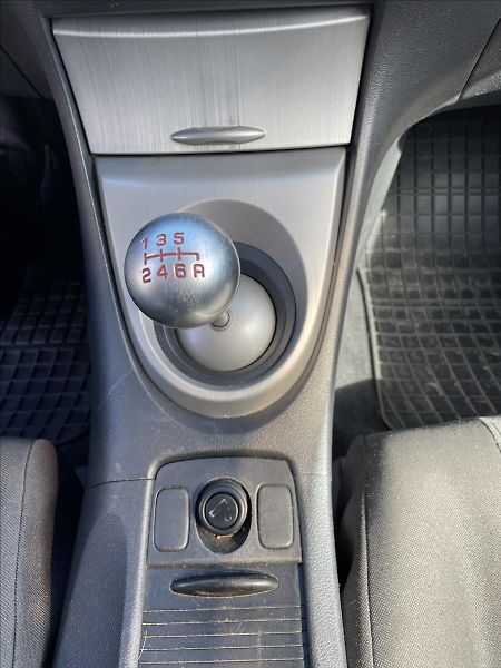 Honda Civic 2,2 CTDi*103kW*+ Al kola 17 l - fotka 18 z 35