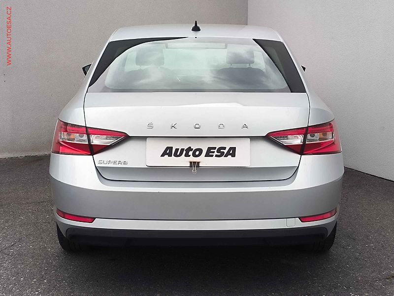Škoda Superb (2022) 2.0 TDi, 2.maj,ČR, Ambition - fotka 5 z 25