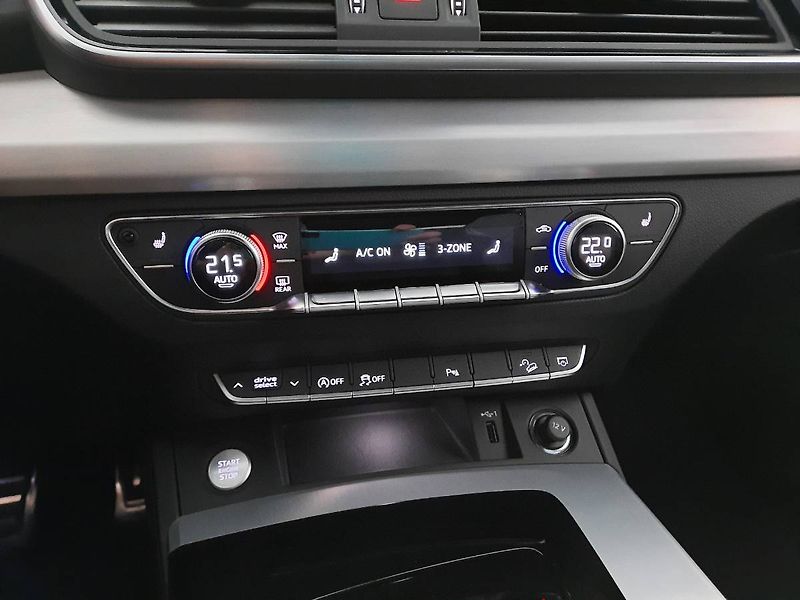 Audi Q5 (2024) 40 TDI quattro (150kW/204k) S - fotka 15 z 27