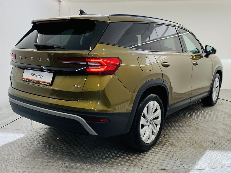 Škoda Kodiaq 2,0 TDI 142kW DSG 4x4 Selectio - fotka 2 z 25