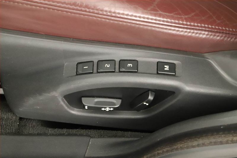 Volvo V70 (2012) 1.6 DRIVe, Navi, Xenony - fotka 12 z 17
