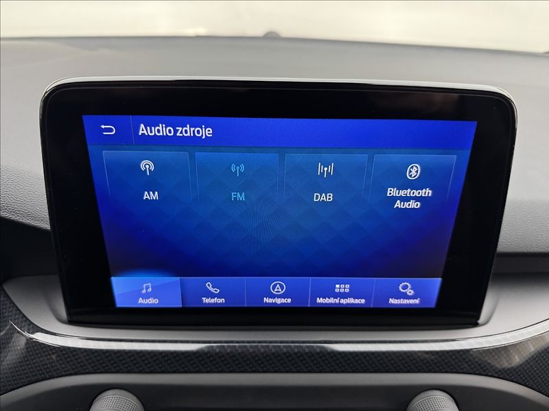 Ford Focus 1,5 ST-LINE ZÁRUKA LED 1MAJ ČR - fotka 20 z 40