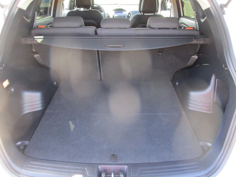 Hyundai ix35 1.6 GDi 99kW FINAL BLUE DRIVE - fotka 34 z 46