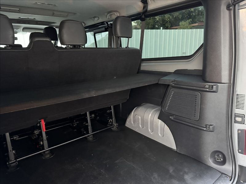 Renault Trafic 1,6 DCi 8míst WEBASTO tažné ČR - fotka 16 z 50