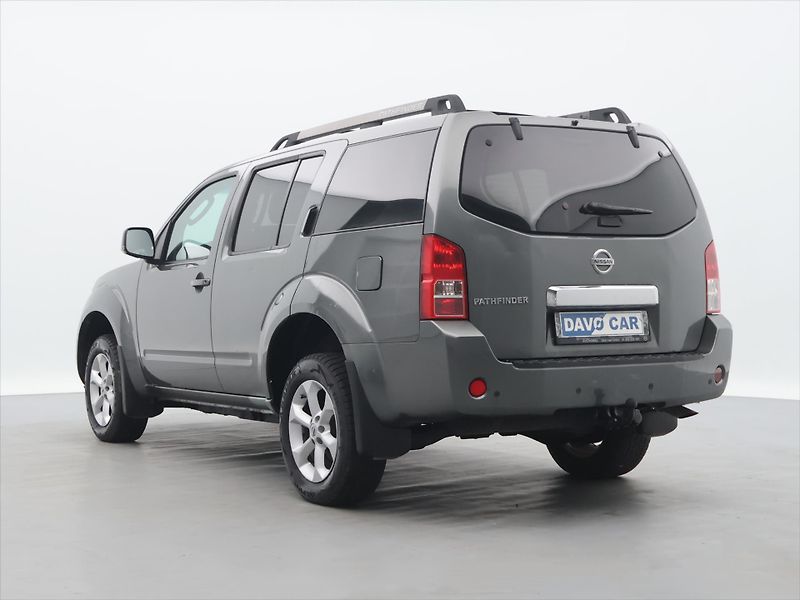 Nissan Pathfinder 2,5 dCi 126kW Automat 4WD CZ - fotka 5 z 31