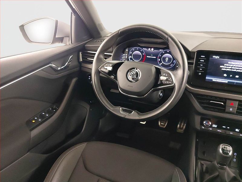 Škoda Kamiq (2021) Scoutline 1.5 TSI - fotka 7 z 20