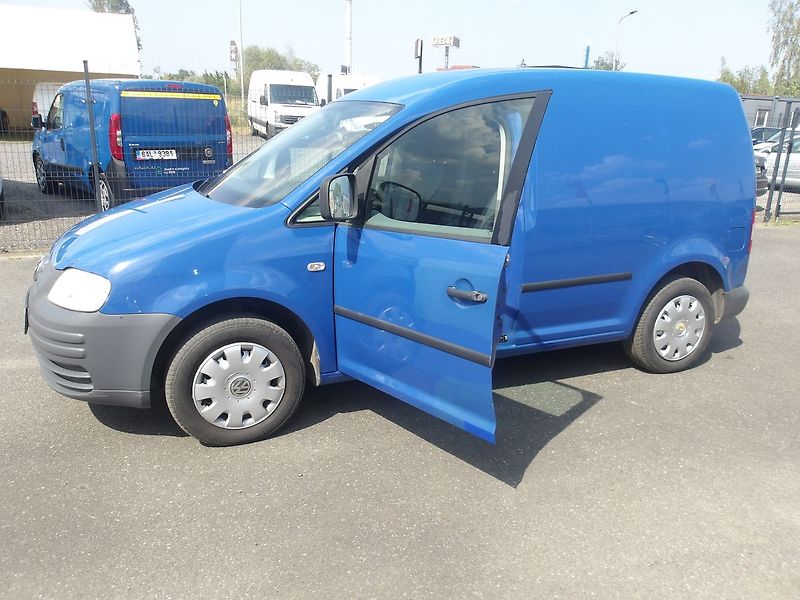 Volkswagen Caddy 1,4i ČR 1.MAJITEL !!! - fotka 12 z 37