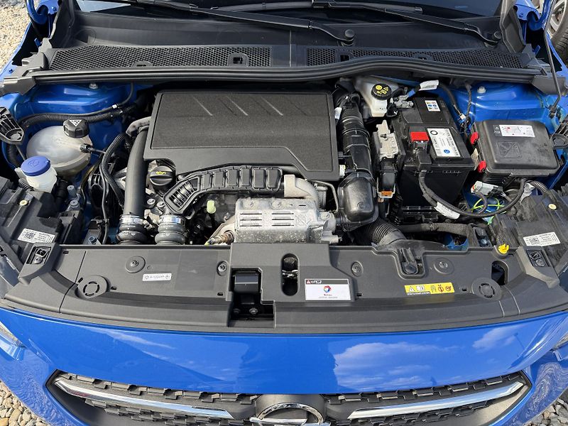 Opel Corsa 1,2T/74kW - Elegance - fotka 56 z 67