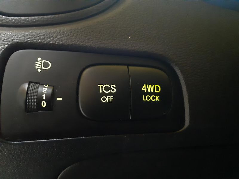 Kia Sportage 2.0 i 4x4 - fotka 12 z 18