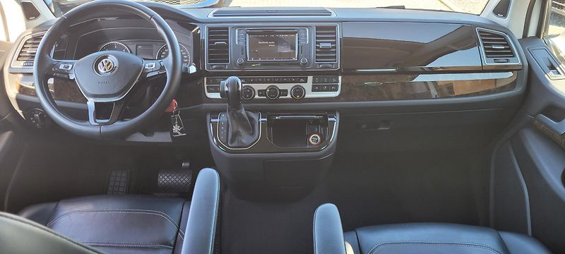 Volkswagen Multivan (2017) T6 2,0TDi 150kW DSG Highline - fotka 15 z 42