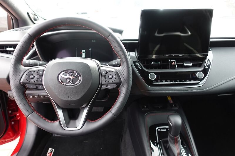 Toyota Corolla 2,0 HEV GR SPORT JBL - fotka 16 z 33
