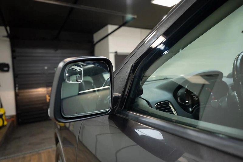 Dodge Durango GT 3.6i V6 216 kW LPG 7 míst - fotka 26 z 33