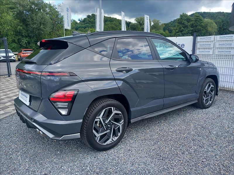 Hyundai Kona 1,6 N-LINE DCT - fotka 8 z 21