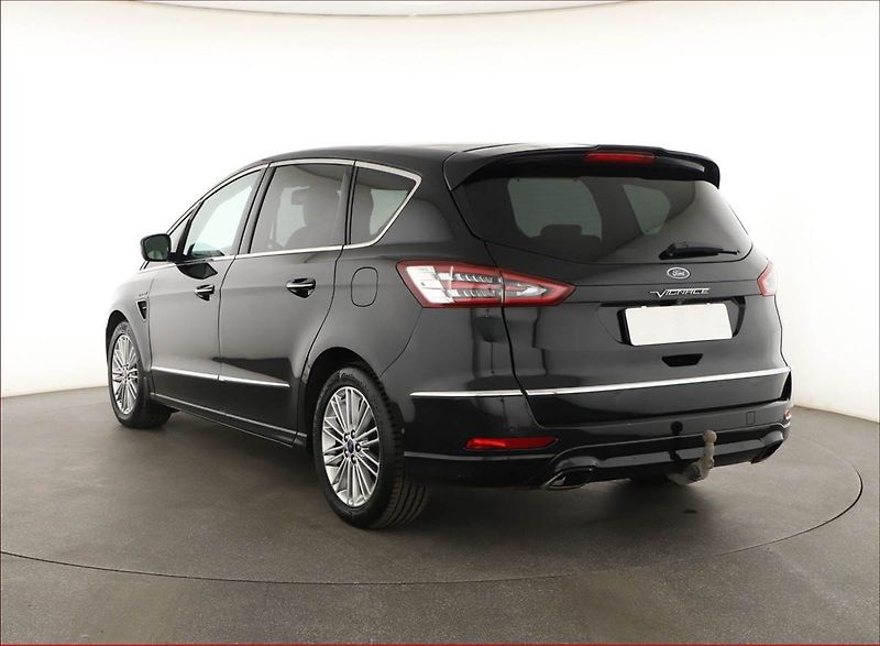 Ford S-MAX (2017) Vignale 2.0 EcoBoost, Automat - fotka 4 z 20