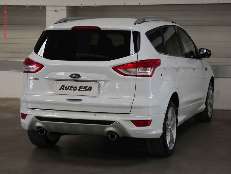 Ford Kuga (2016) 2.0 TDCi 4x4, Individual, AT - fotka 6 z 22