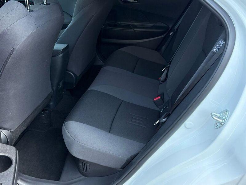 Toyota C-HR 1.8 Style - fotka 15 z 20