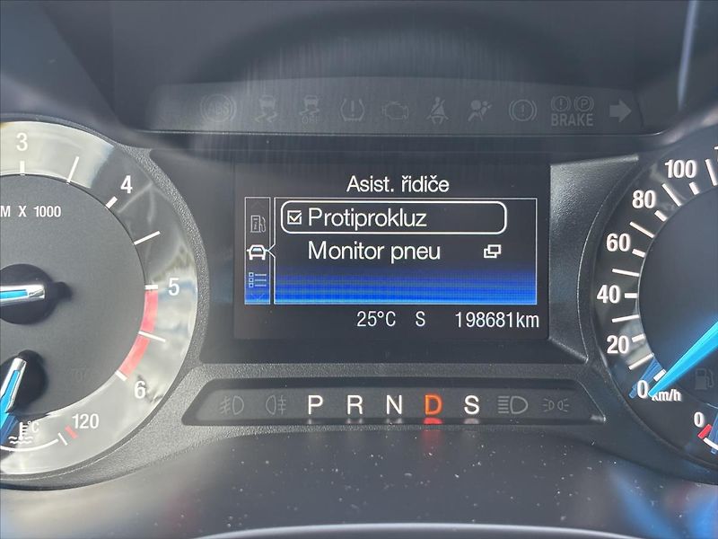 Ford Mondeo 2,0 TDCi AT WEBASTO TOP STAV - fotka 38 z 39