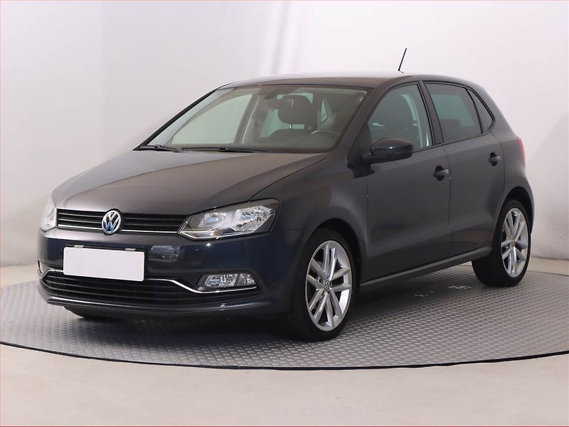Volkswagen Polo (2016) 1.2 TSI, Automat, Tempomat - fotka 2 z 21