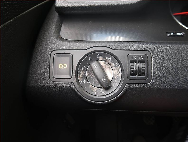 Volkswagen Passat (2005) 2.0 TDI, Tažné - fotka 14 z 16