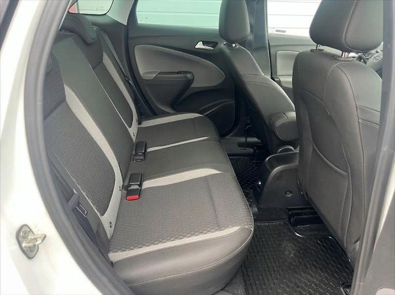 Opel Crossland X 1,2 T Innovation panorama - fotka 13 z 20