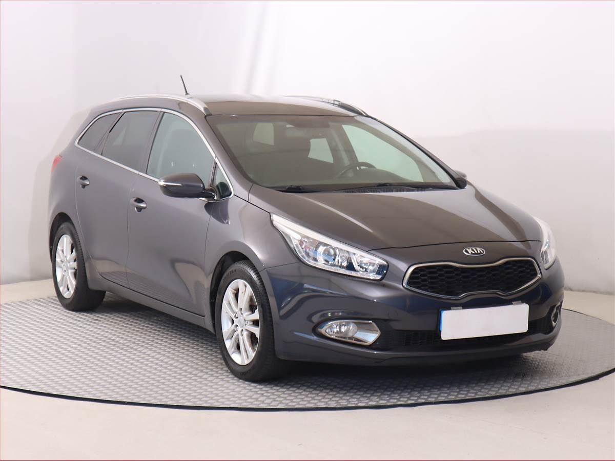 Kia Ceed Gold 1.6 GDI, Automat