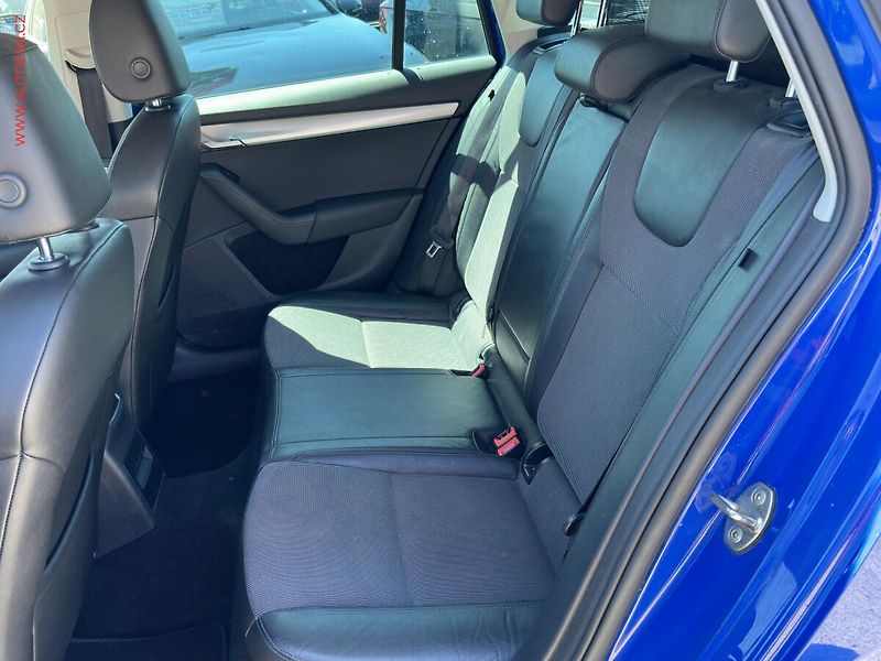 Škoda Octavia (2018) 1.6 TDi, AT, navi, autoAC - fotka 10 z 19